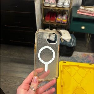 Transparent Phone Case with sparkles for an iPhone 15